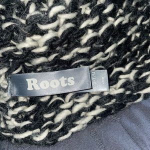 Roots Infinity Scarf